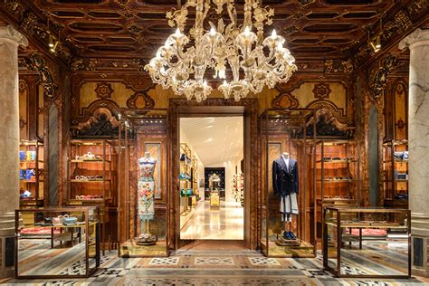 Shops with DOLCE & GABBANA in Livigno and surroundings title 